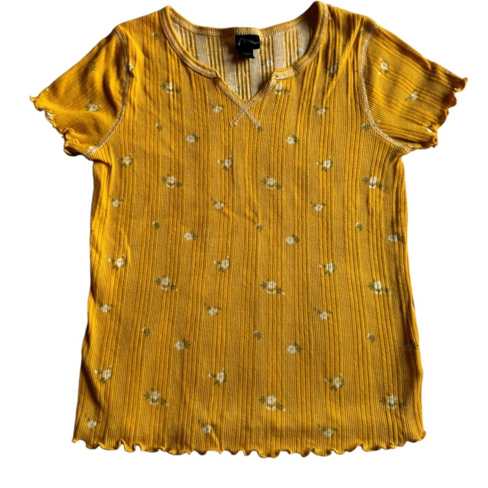Girls size 10/12  ribbed t-shirt